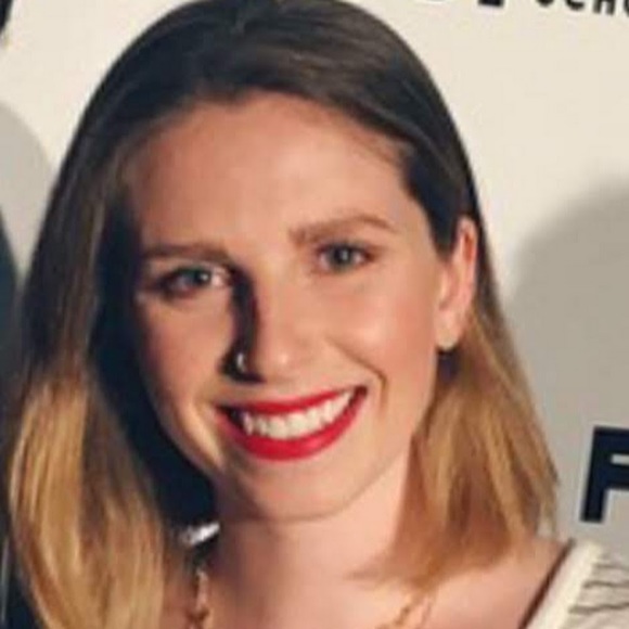 Meet your Posher, Anne - Picture 1 of 1